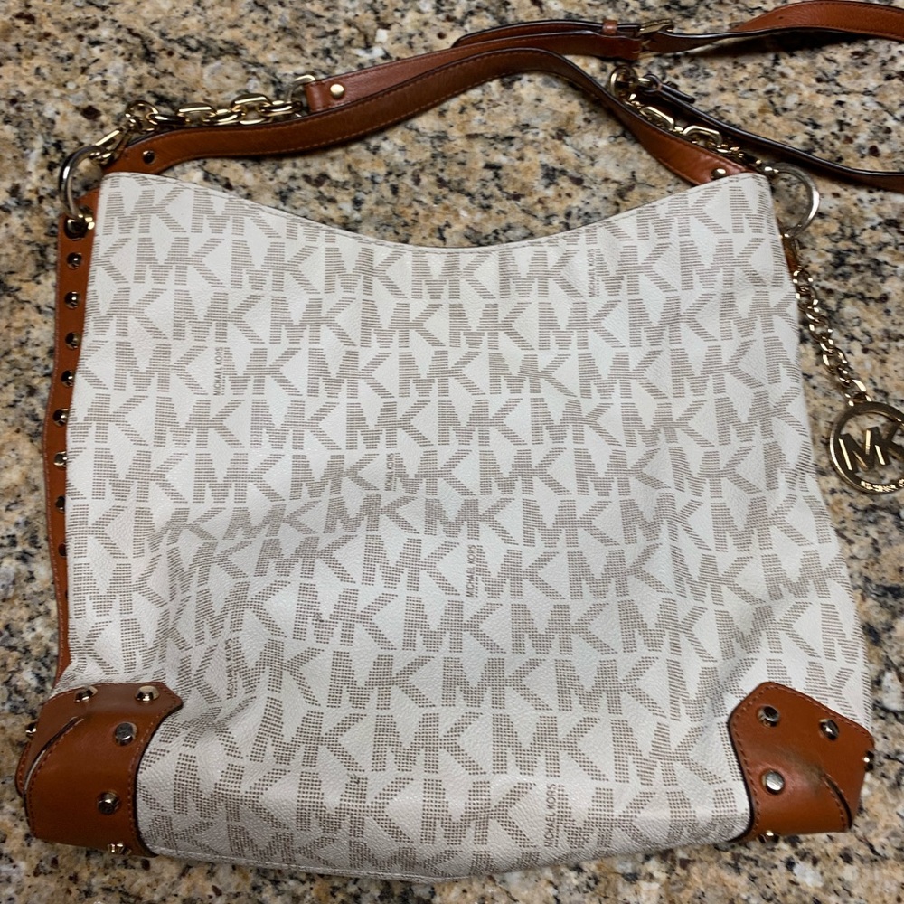 Michael Kors purse